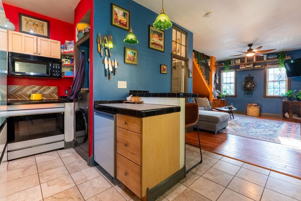 Photo of 36 1/2 South Street, Charleston, SC 29403 (MLS # 26000347)