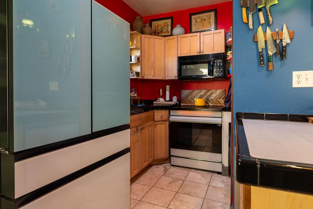 Photo of 36 1/2 South Street, Charleston, SC 29403 (MLS # 26000347)