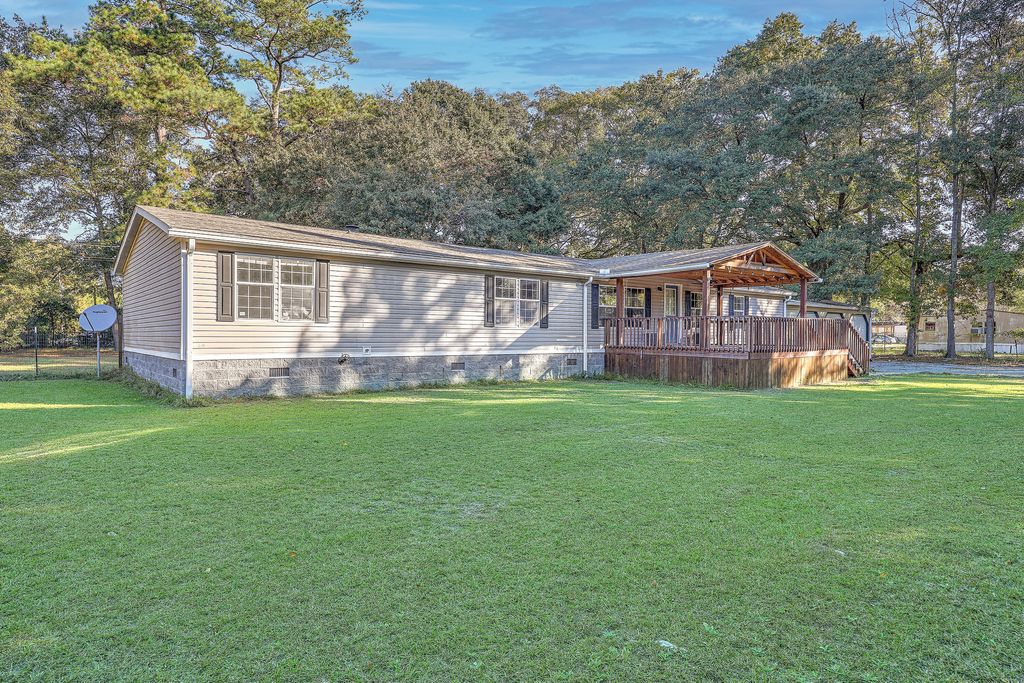 Photo of 120 Triple E Trail, Moncks Corner, SC 29461 (MLS # 25030384)