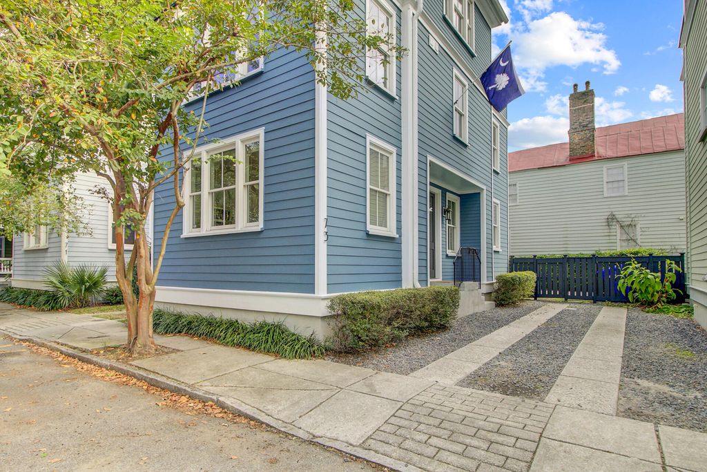 Photo of 73 Bogard Street, Charleston, SC 29403 (MLS # 25026915)