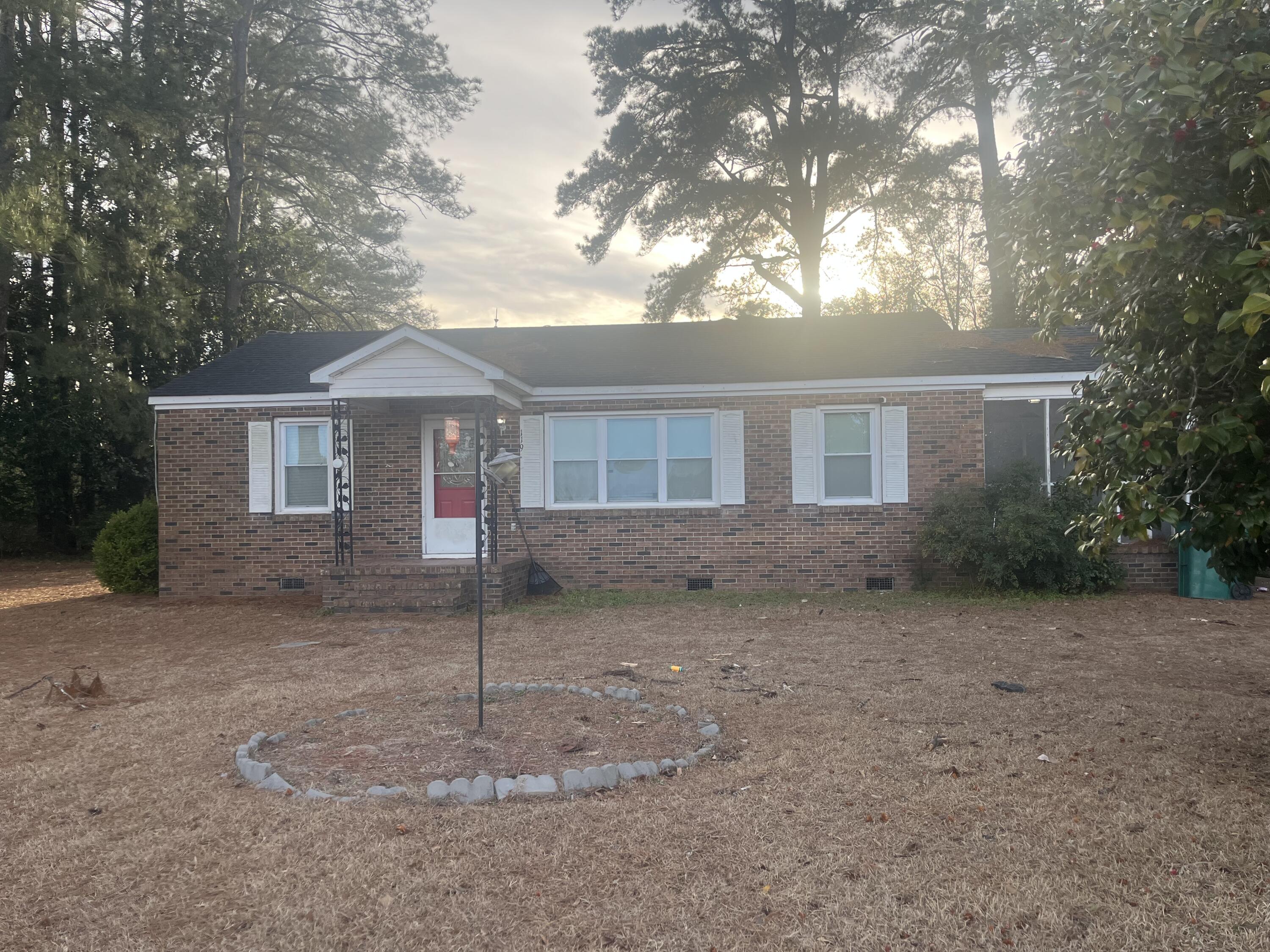 119 Golden Mack Road