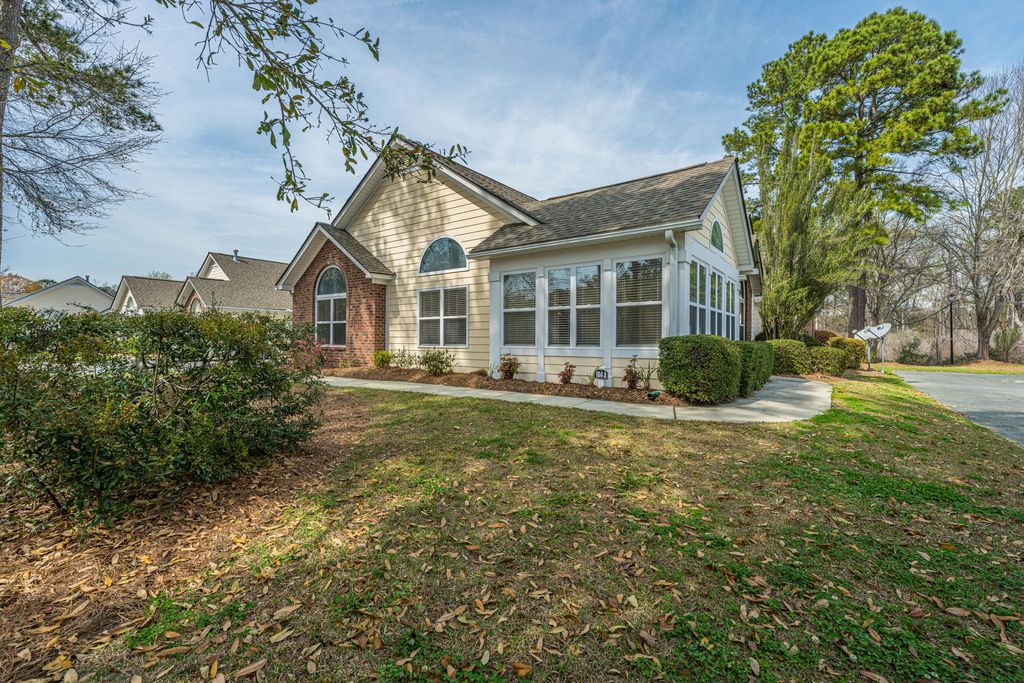 Photo of 104 Ashley Villa Circle #A, Charleston, SC 29414 (MLS # 26007173)