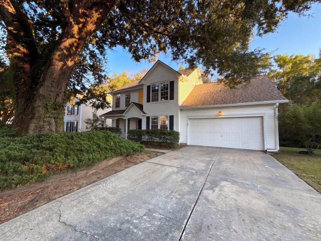 Photo of 108 Whaler Road, Summerville, SC 29485 (MLS # 26027427)