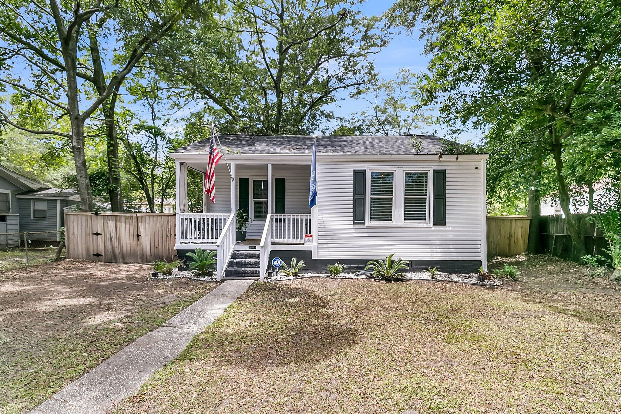 2666 Poplin Avenue