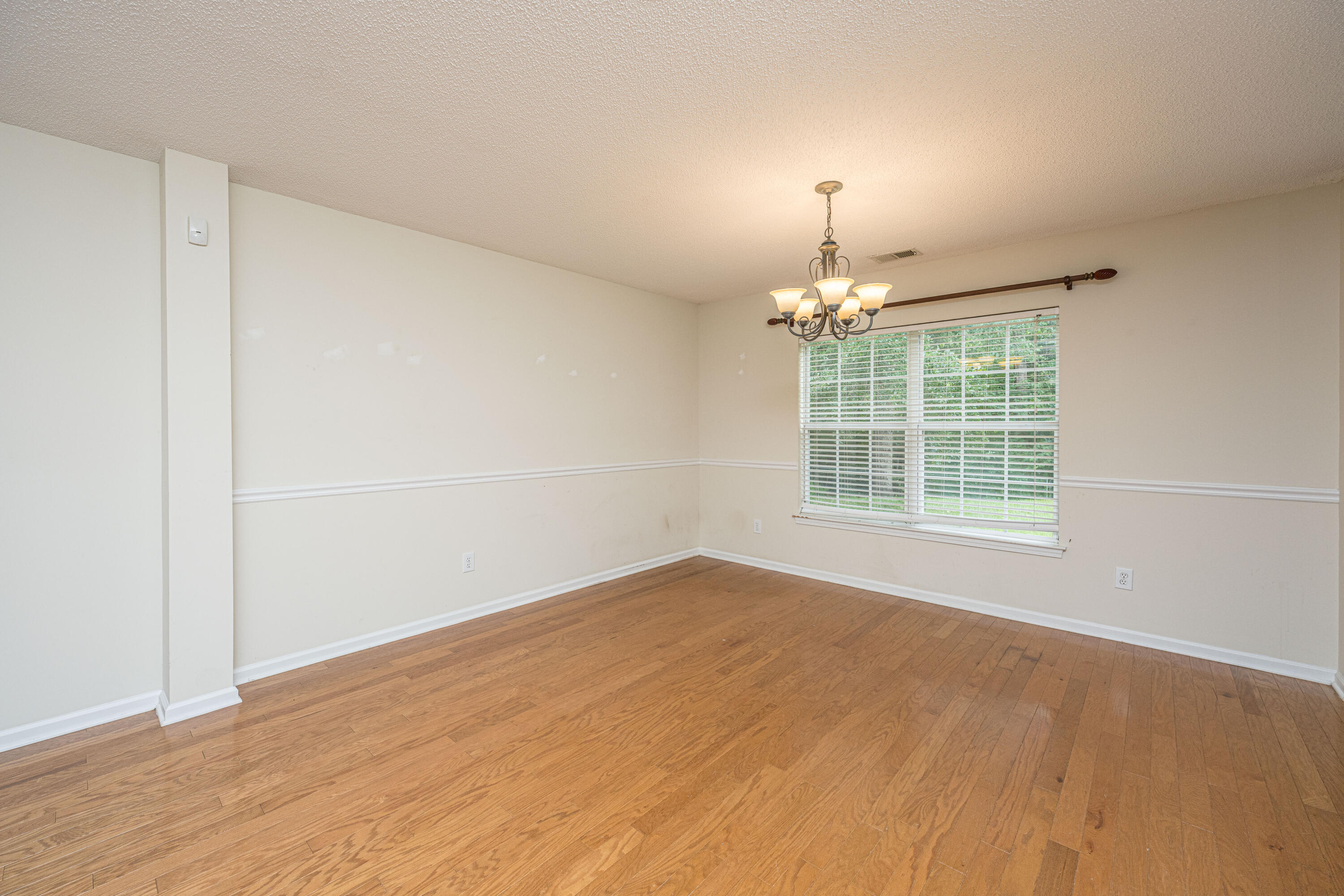 3019 Mapleleaf Drive