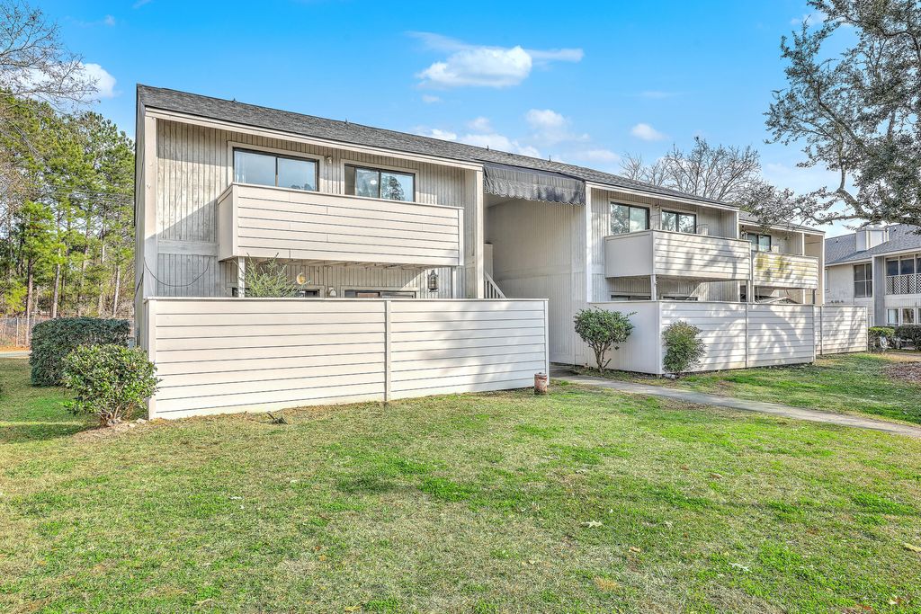 Photo of 404 Greencastle Drive, Goose Creek, SC 29445 (MLS # 26001300)