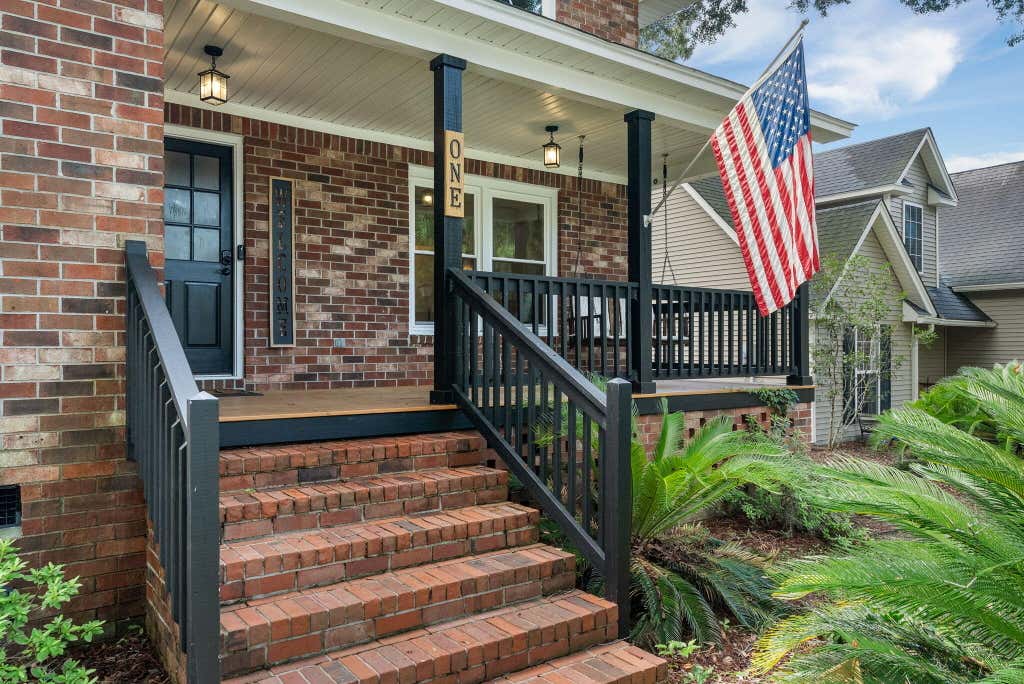 Photo of 1 Oatly Circle, Charleston, SC 29414 (MLS # 26022394)