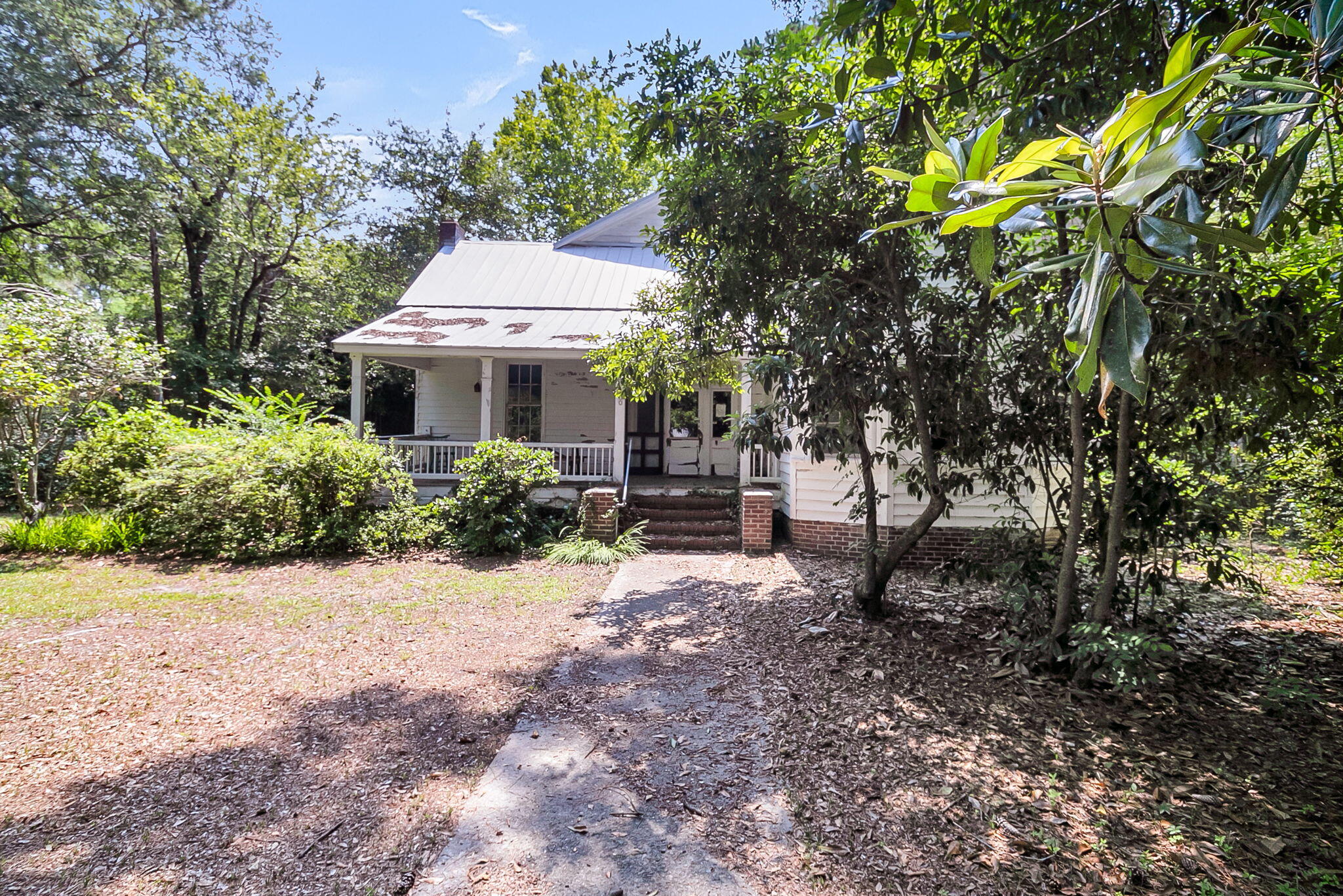 500 N Parler Avenue
