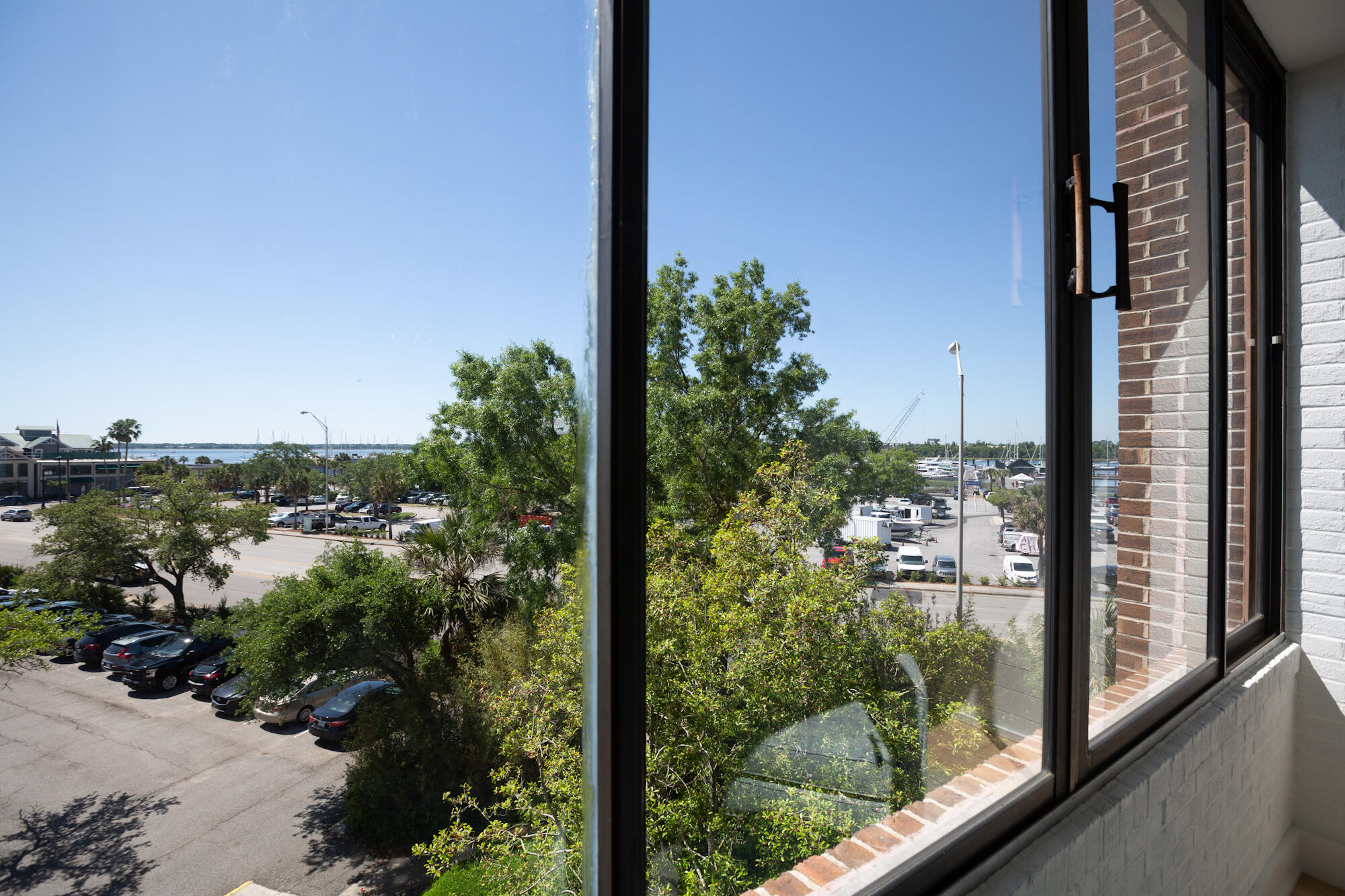 14 Lockwood Drive Apt 2d