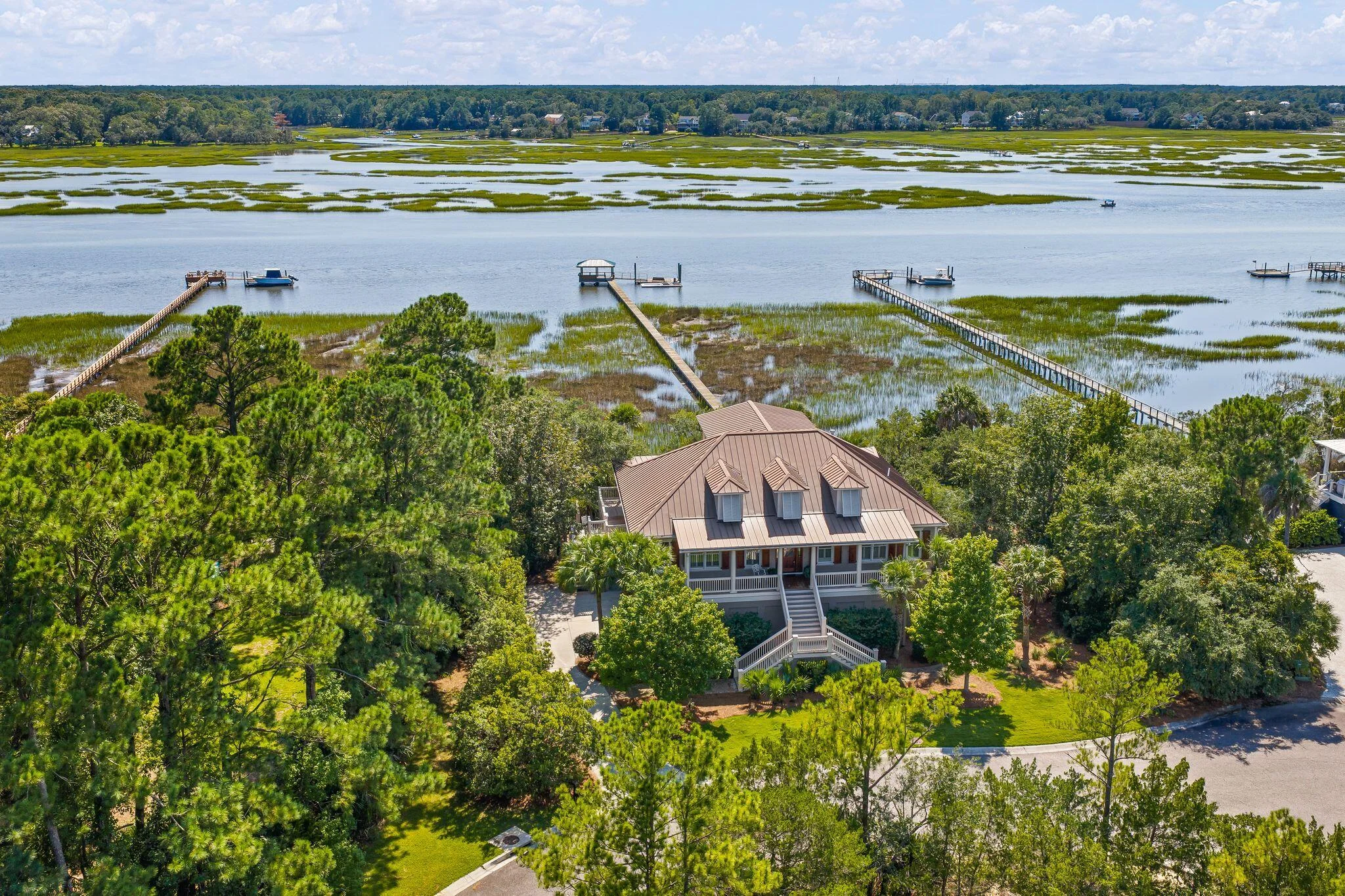 4660 Cedar Island Court