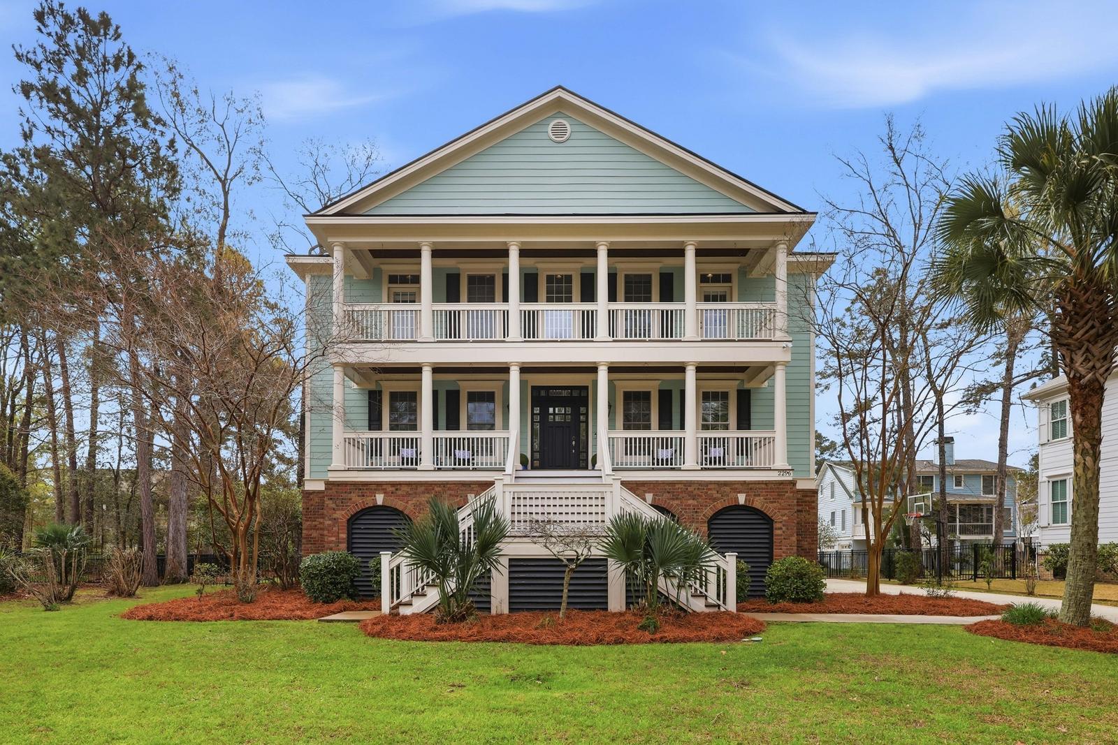 2296 Middlesex Street