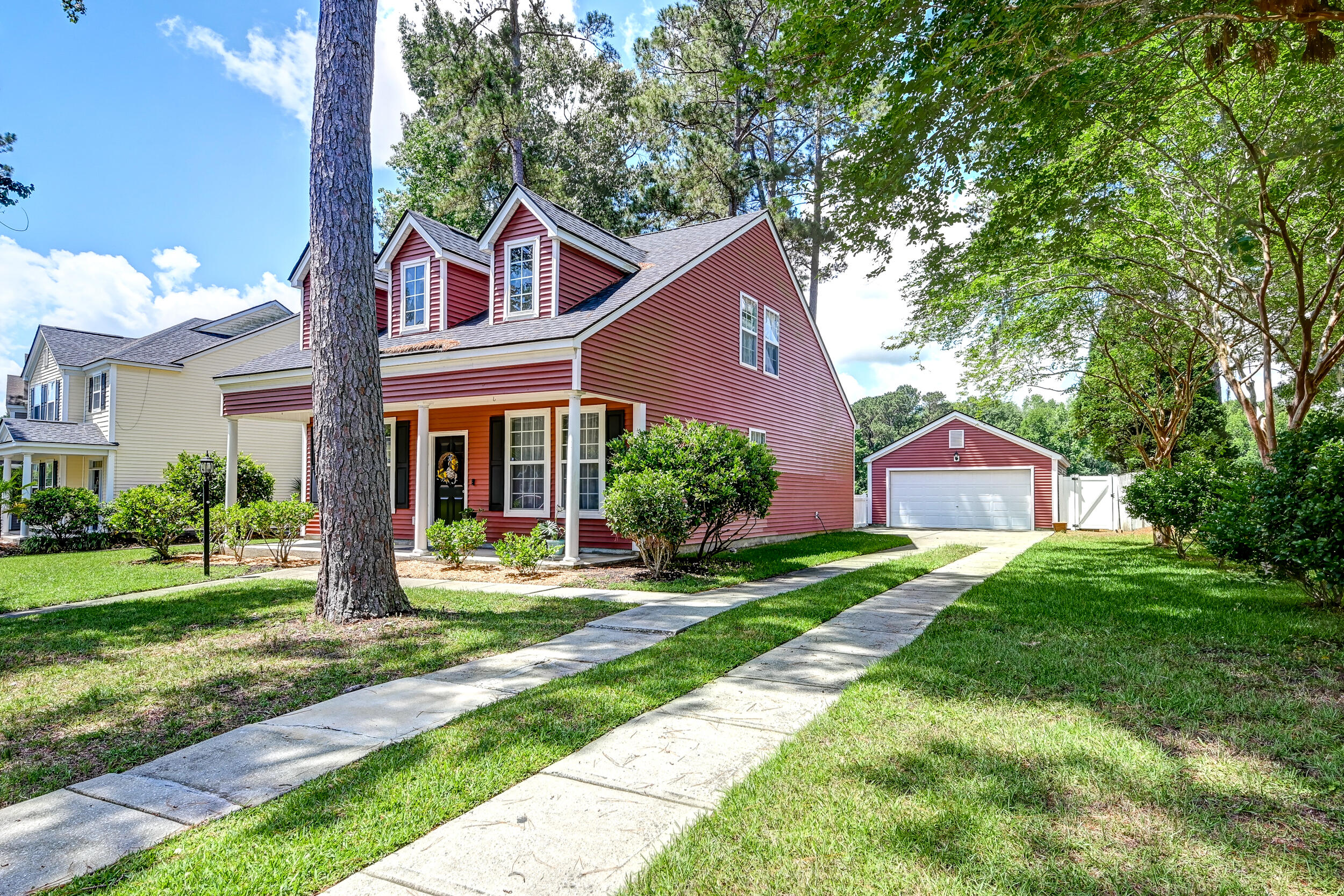 8965 N Red Maple Circle