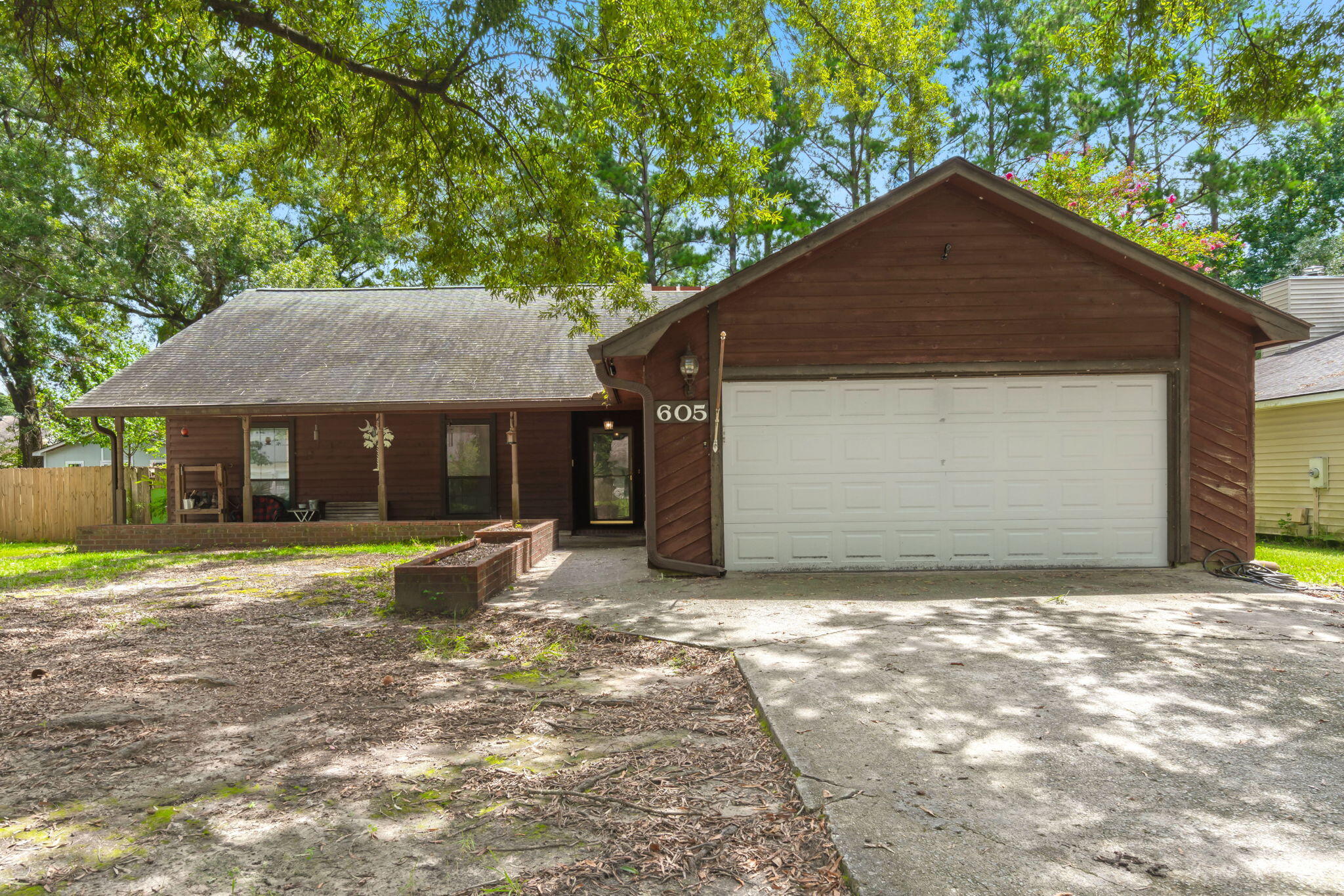 605 Woodward Boulevard