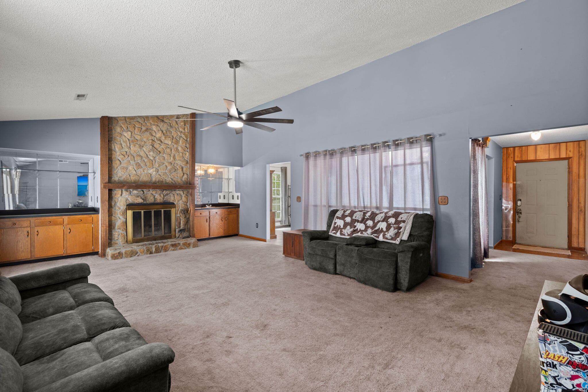 605 Woodward Boulevard