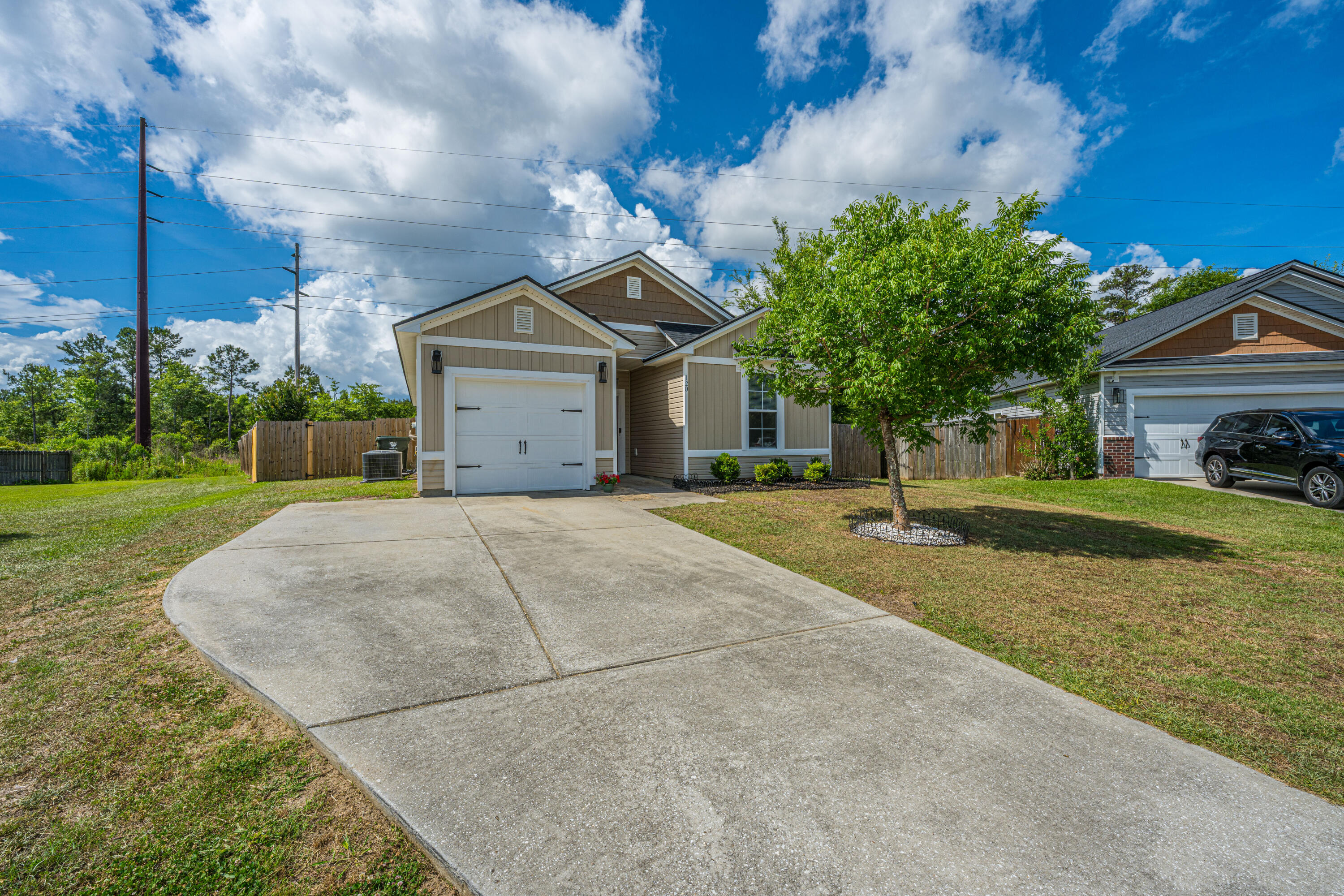 120 Deerpath Trail