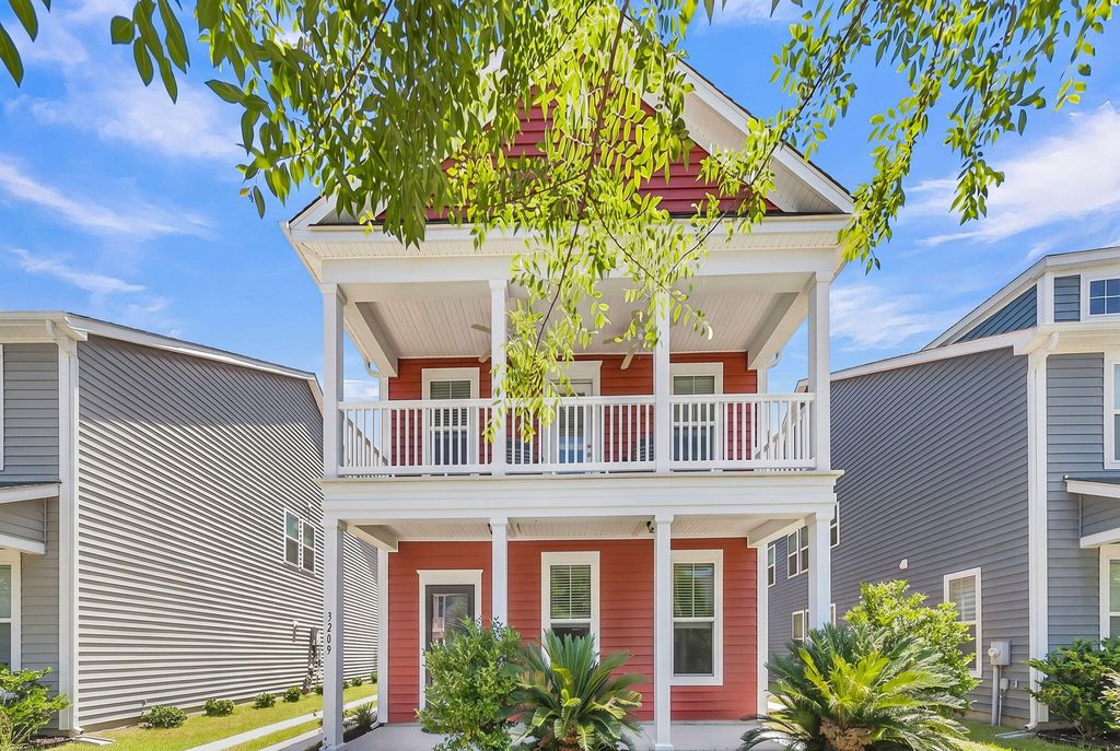 Photo of 3209 Moonlight Drive, Charleston, SC 29414 (MLS # 26014610)