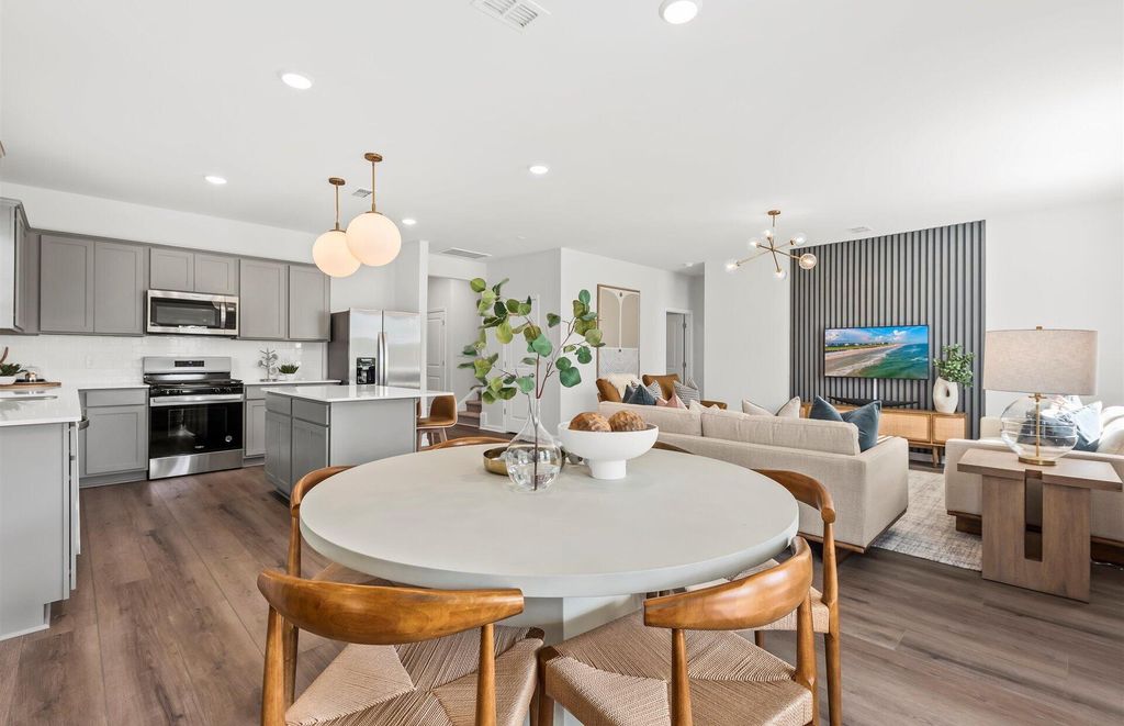 Photo of 759 Meadowbrook Lane, Summerville, SC 29486 (MLS # 25030865)