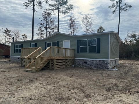 A home in Eutawville