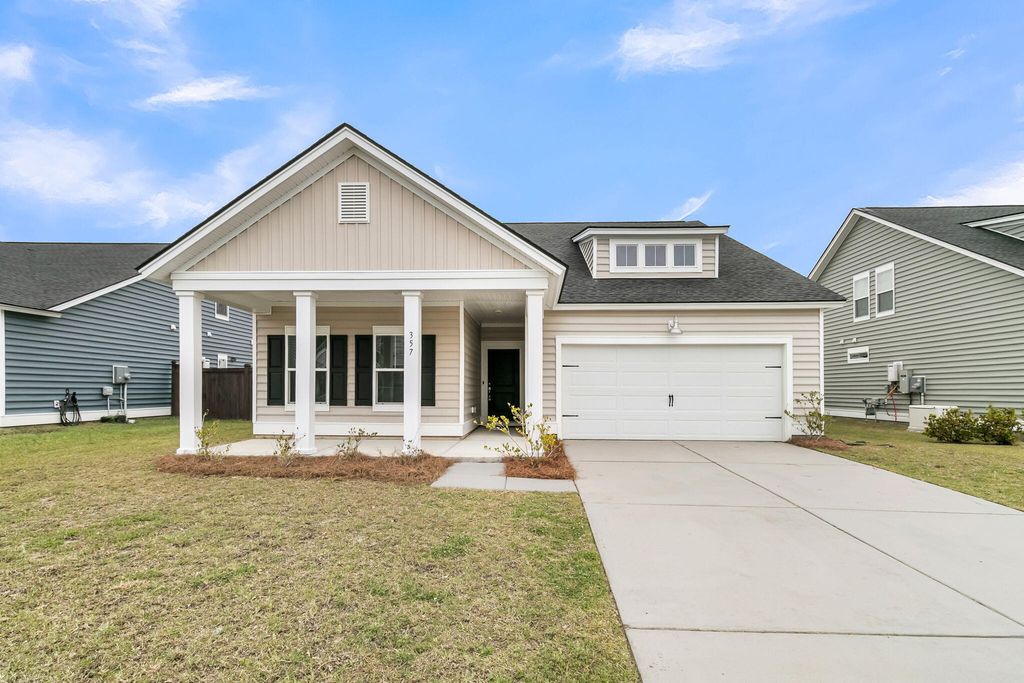 Photo of 357 Garden Lily Lane, Summerville, SC 29485 (MLS # 26008486)