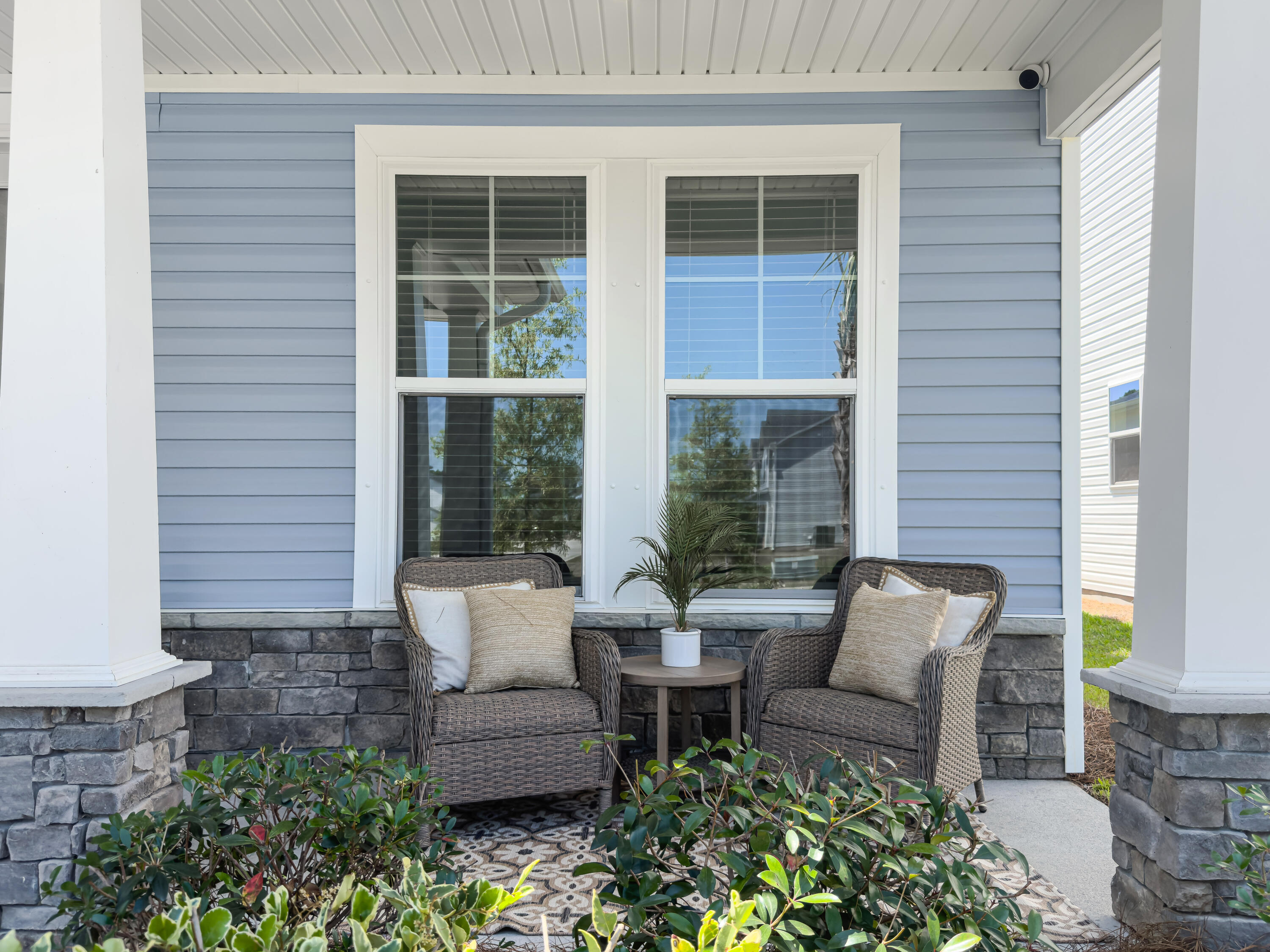 468 White Magnolia Street