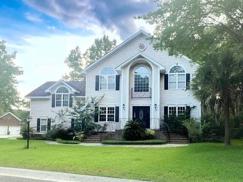Photo of 100 Sutton Lane, Goose Creek, SC 29445 (MLS # 25028860) Photo of 100 Sutton Lane, Goose Creek, SC 29445 (MLS # 25028860)