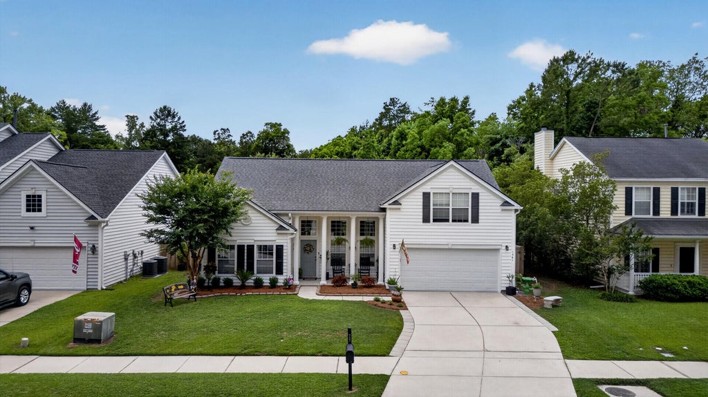 Photo of 1561 Ashley Garden Boulevard, Charleston, SC 29414 (MLS # 26016778)