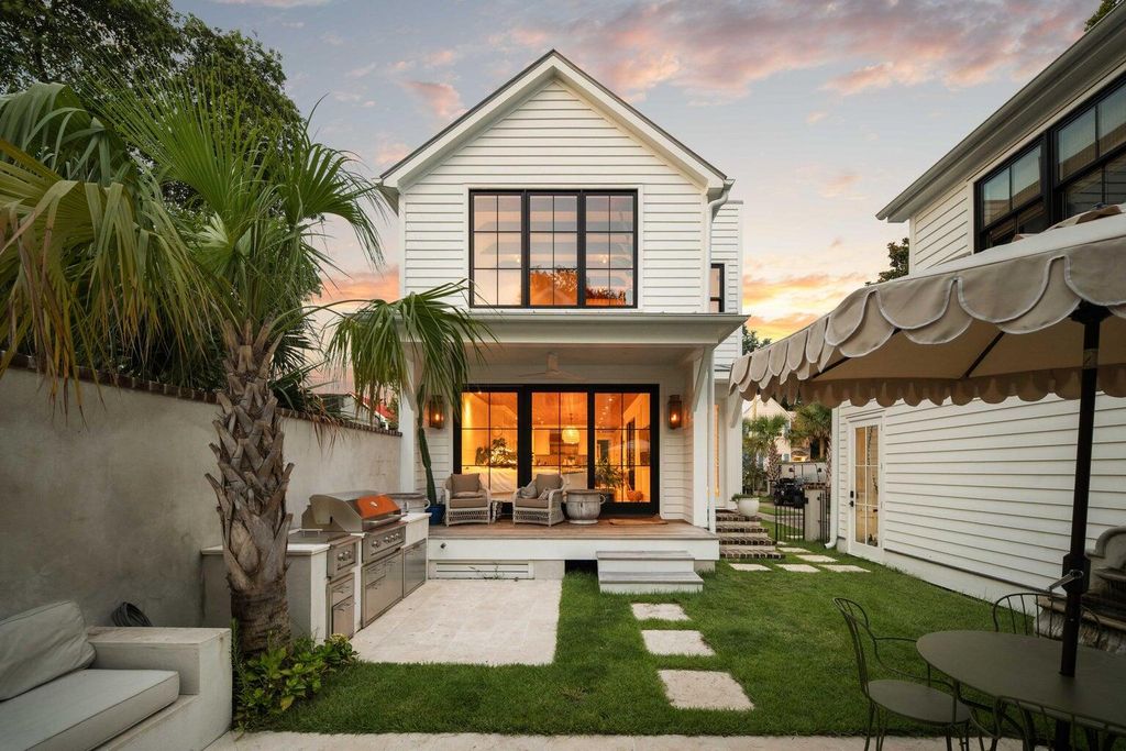 Photo of 31 Rose Lane, Charleston, SC 29403 (MLS # 26001762)