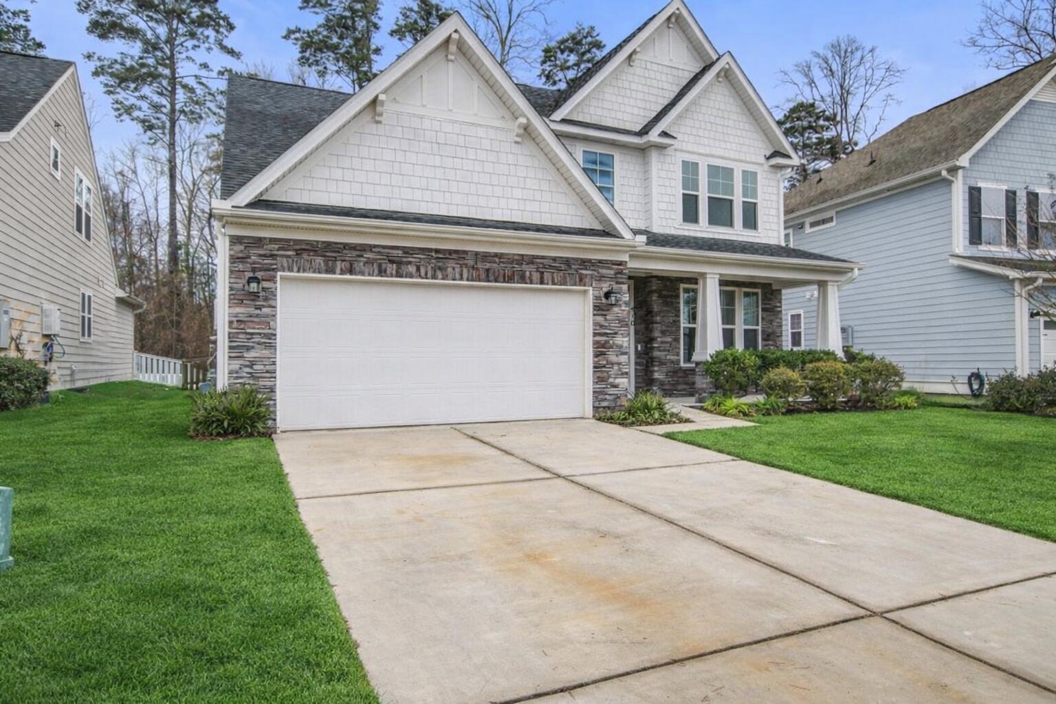 470 Coopers Hawk Drive