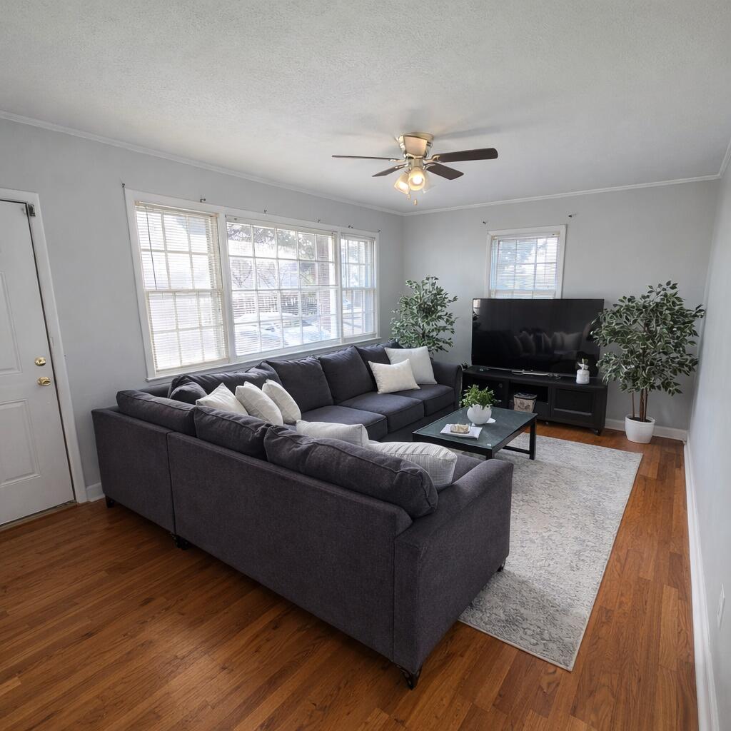 1324 Springdale Drive