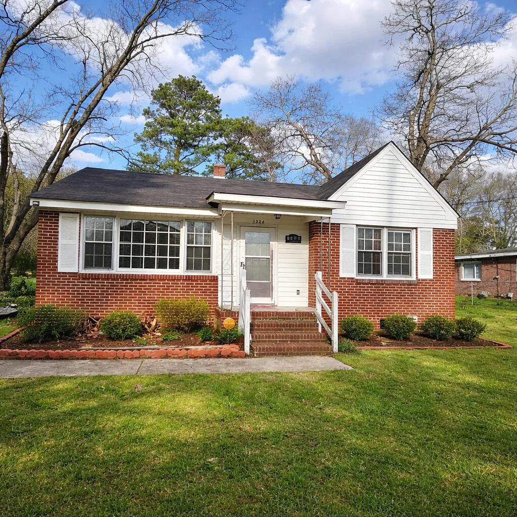 1324 Springdale Drive