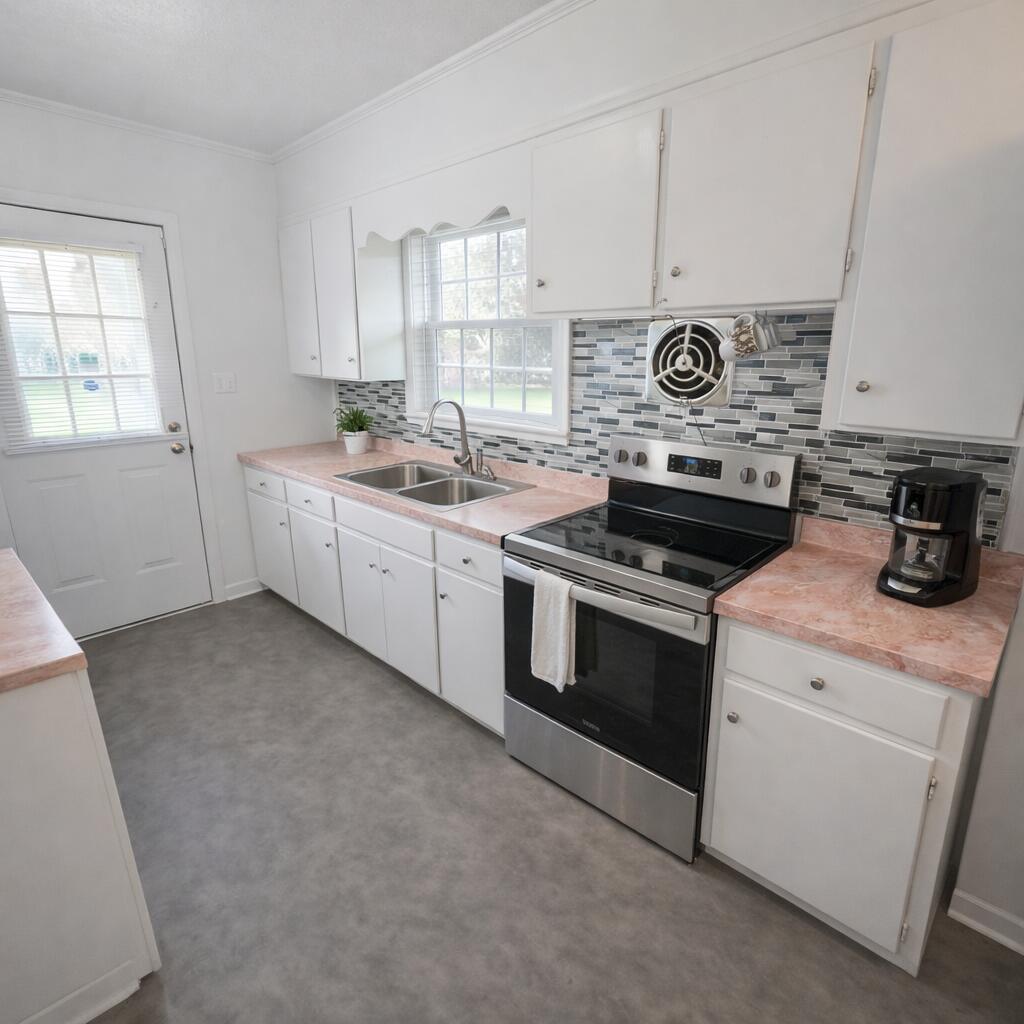 1324 Springdale Drive