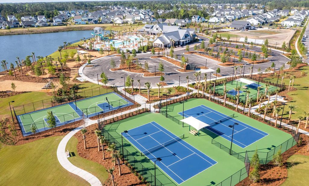 Photo of 124 Brick Drive, Summerville, SC 29486 (MLS # 26012131)