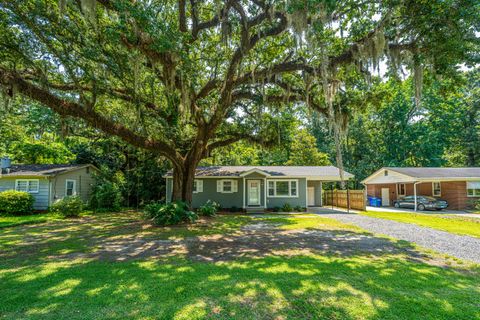 Photo of 846 Savage Road, Charleston, SC 29414 (MLS # 25018677)