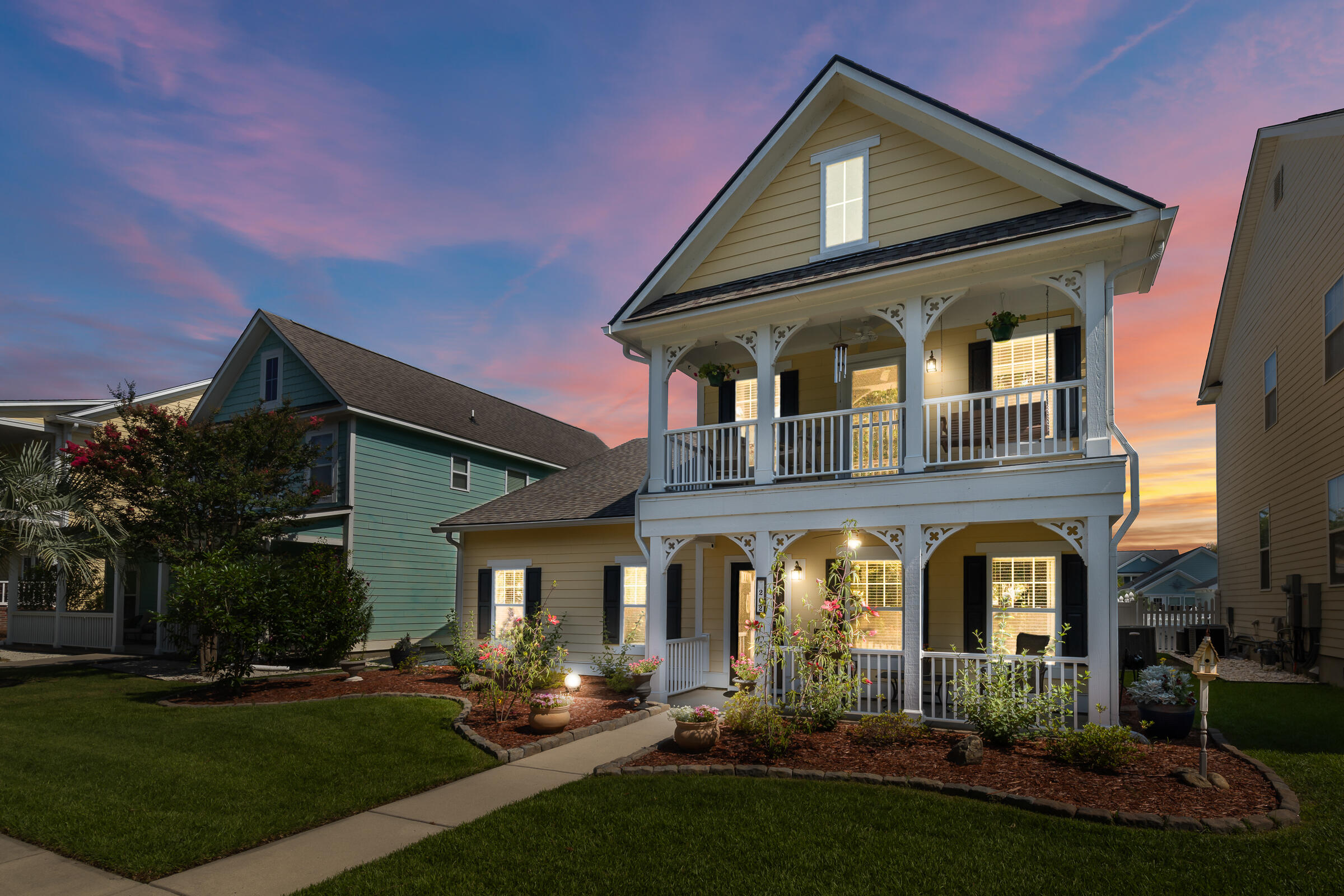 View Summerville, SC 29483 house