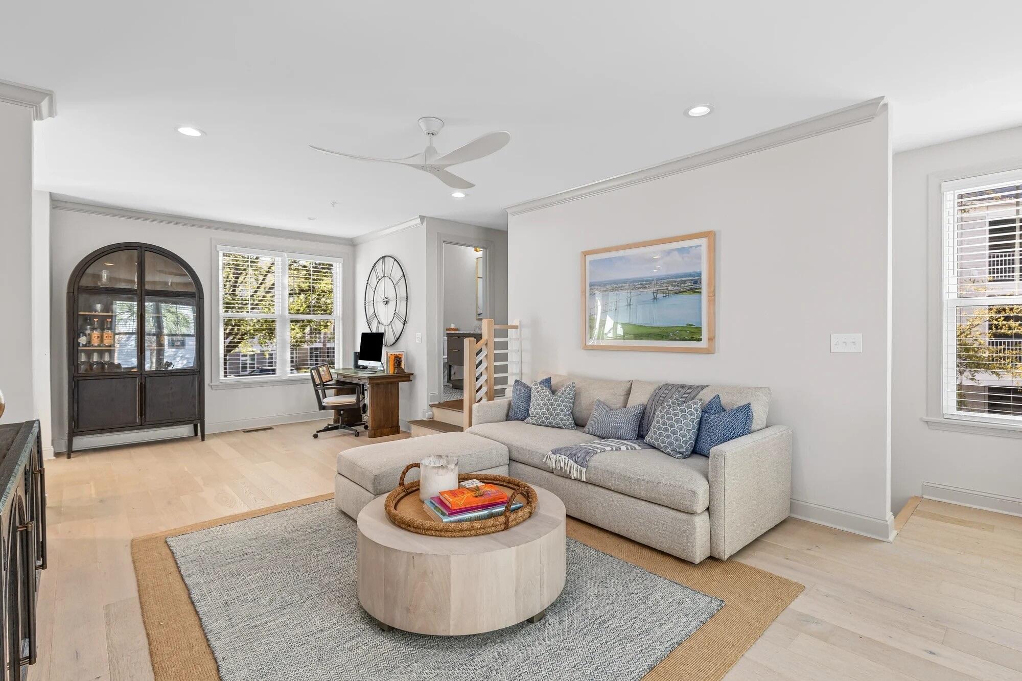 200 River Landing Drive E102