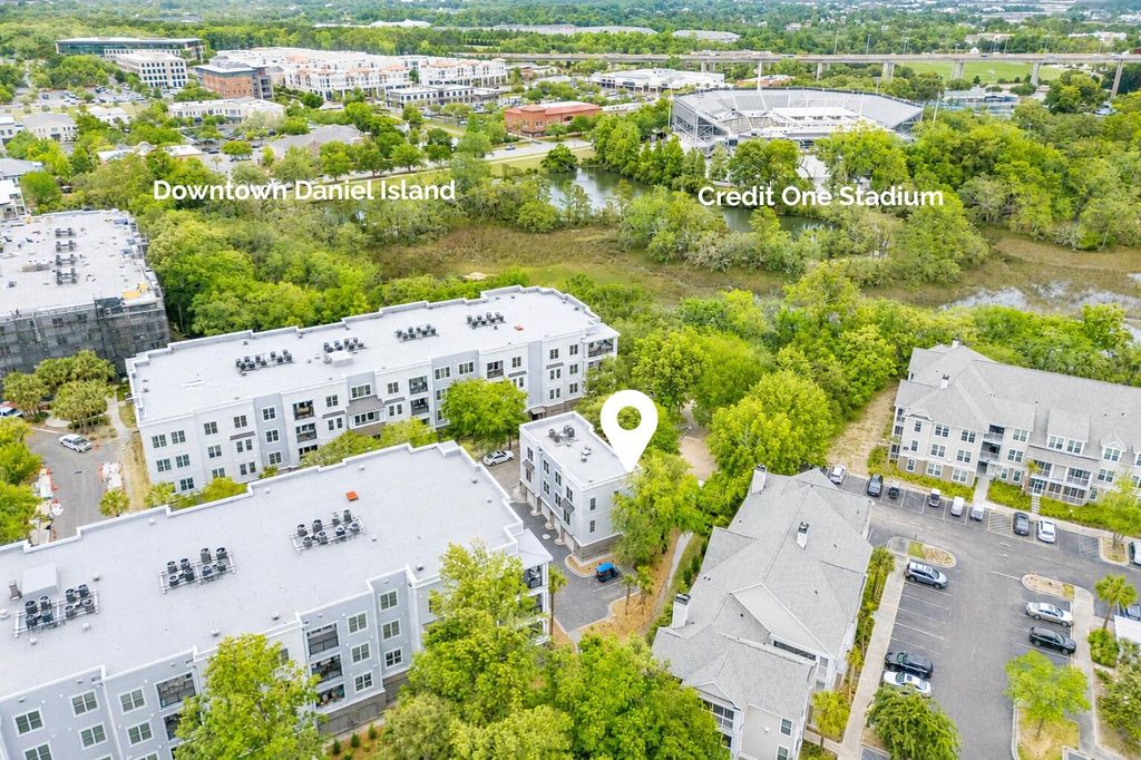Photo of 200 River Landing Drive #102e, Daniel Island, SC 29492 (MLS # 26008715)