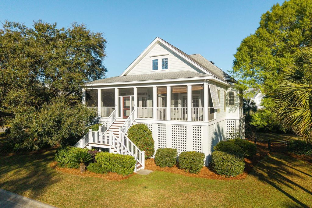 Photo of 1603 Charlotte G Circle, Mount Pleasant, SC 29464 (MLS # 26008408)