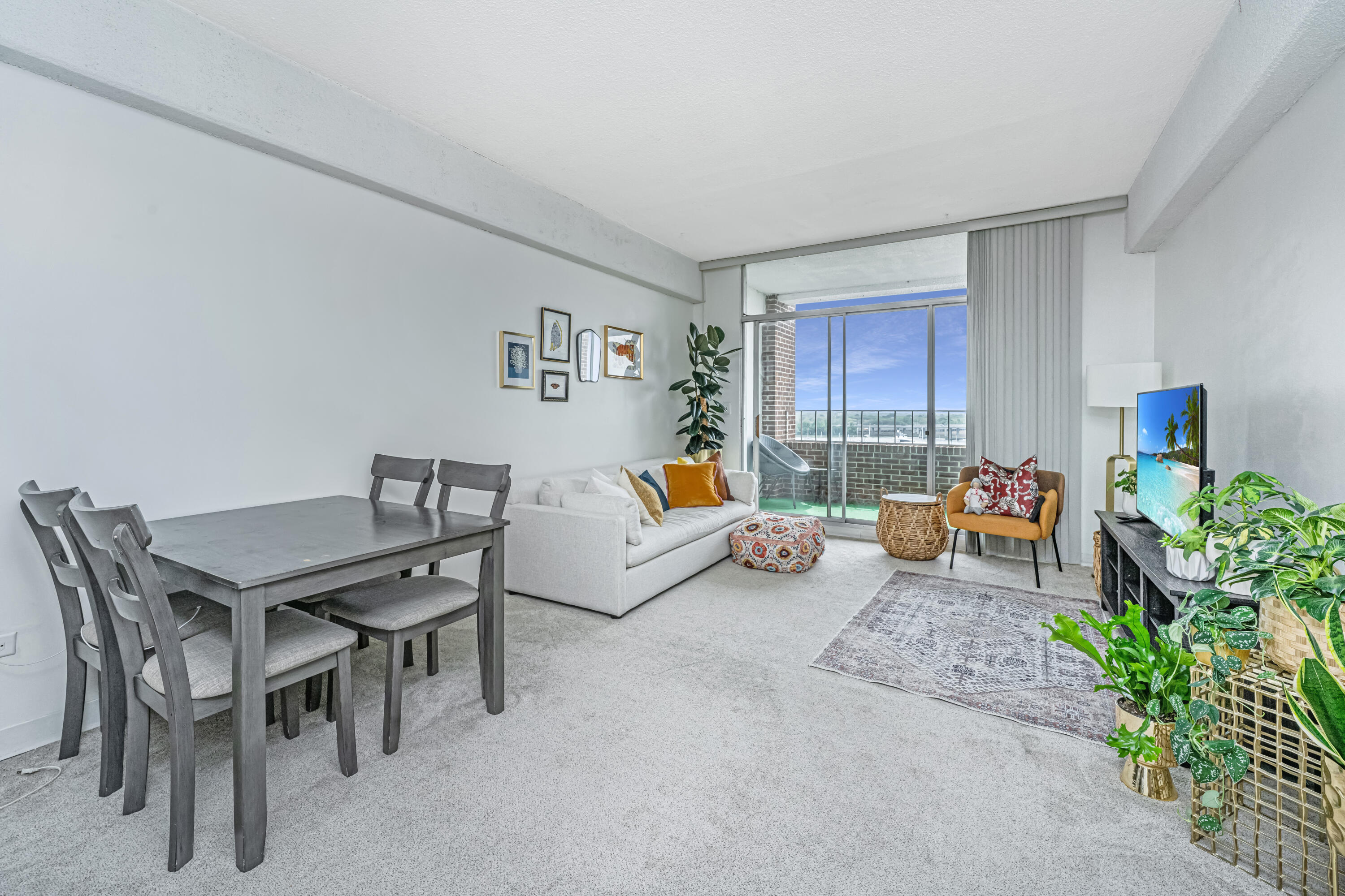 14 Lockwood Drive 9k