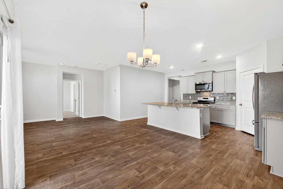 114 Oakwood Boulevard