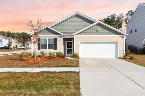 114 Oakwood Boulevard Summerville SC 29486
