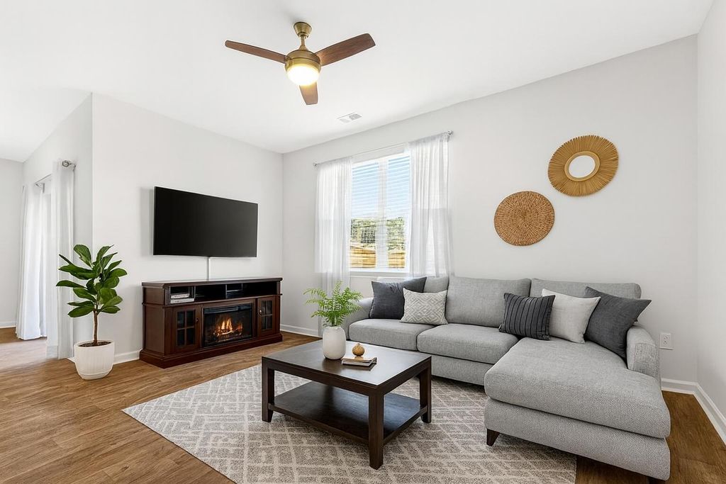 Photo of 114 Oakwood Boulevard, Summerville, SC 29486 (MLS # 25031116)