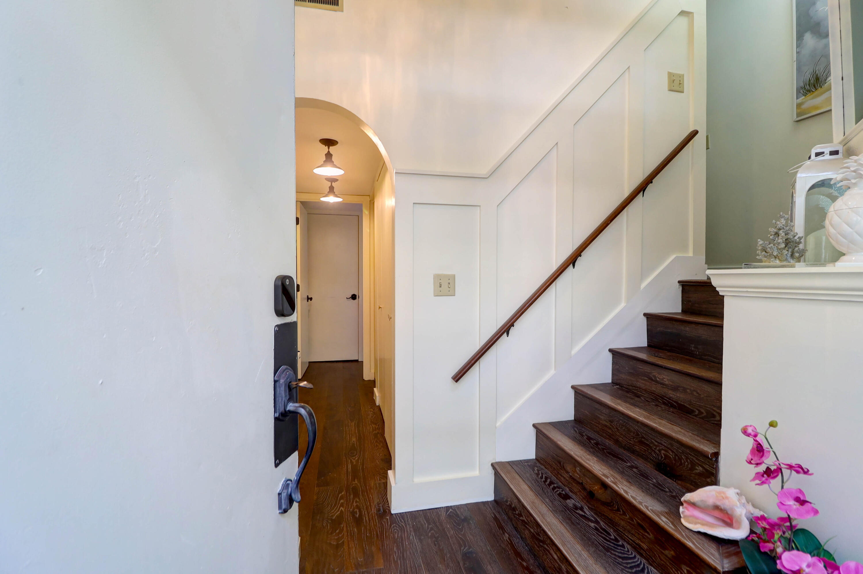 1720 Live Oak Park