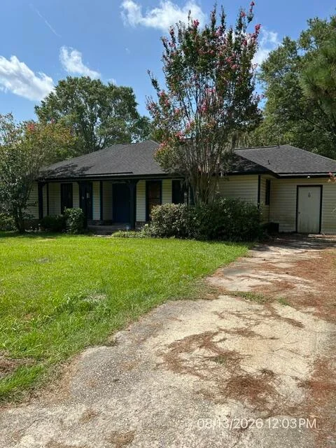 202 Pelican Lane