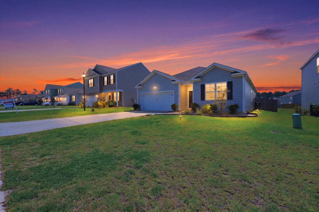 Photo of 411 Cedarview Road, Summerville, SC 29486 (MLS # 26024450)