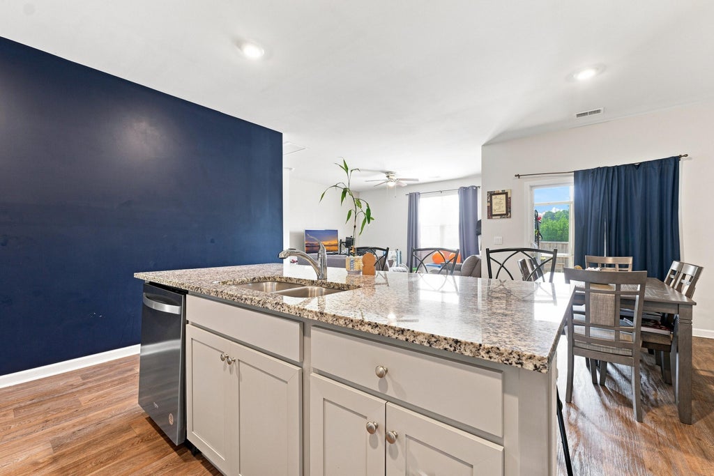 Photo of 411 Cedarview Road, Summerville, SC 29486 (MLS # 26024450)