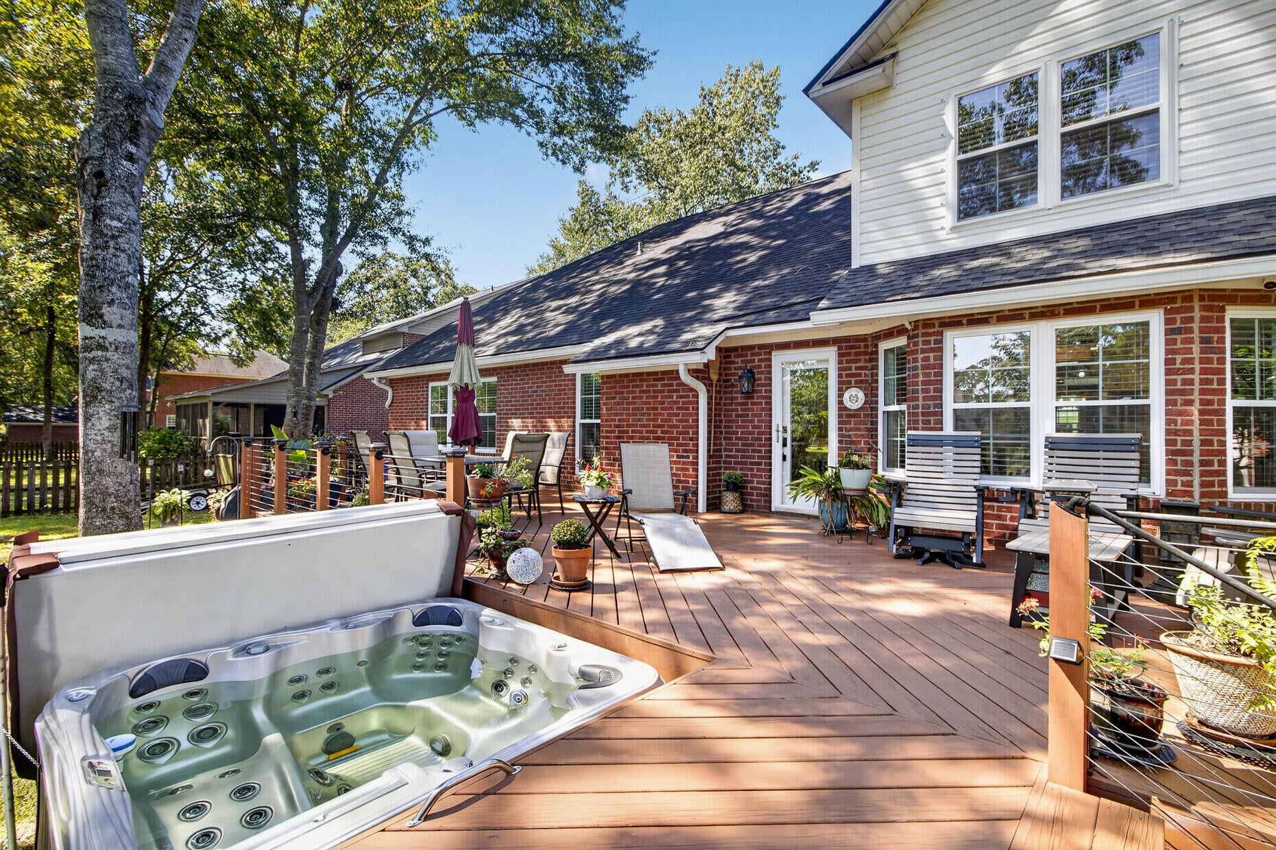 5484 Clearview Drive