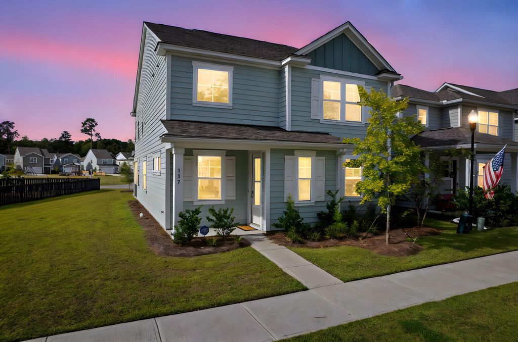Photo of 117 Petrell Road, Summerville, SC 29483 (MLS # 25026129)
