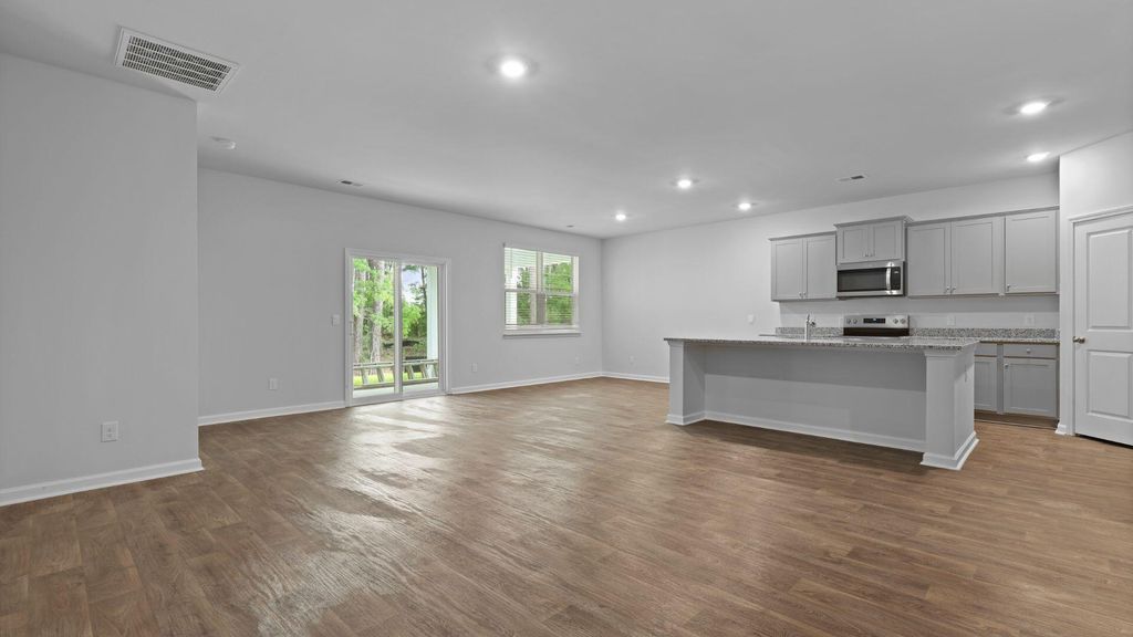 Photo of 8011 Precious Court, Ravenel, SC 29470 (MLS # 25026660)