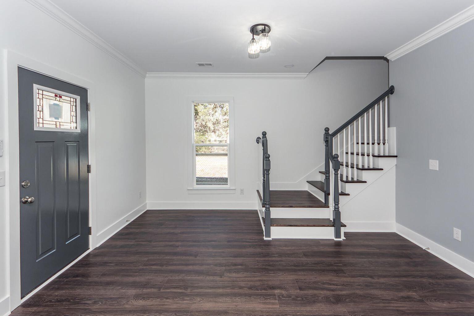 405 Simmons Avenue