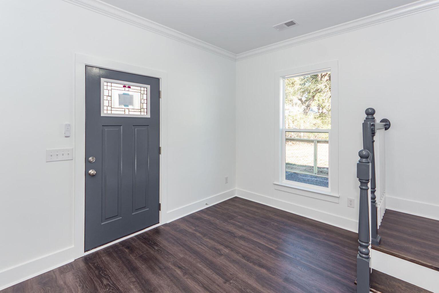 405 Simmons Avenue